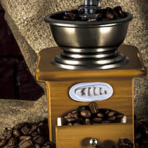 coffee grinder When it comes to making the perfect cup of coffee, having the right coffee bean grinder can make all the difference. For those looking to make coffee at home, there are a variety of coffee bean grinders available, each with its own set of features designed to make the grinding process simple and efficient. To help you choose the best coffee grinder for your home, we’ve compiled a list of the top coffee grinder models available.